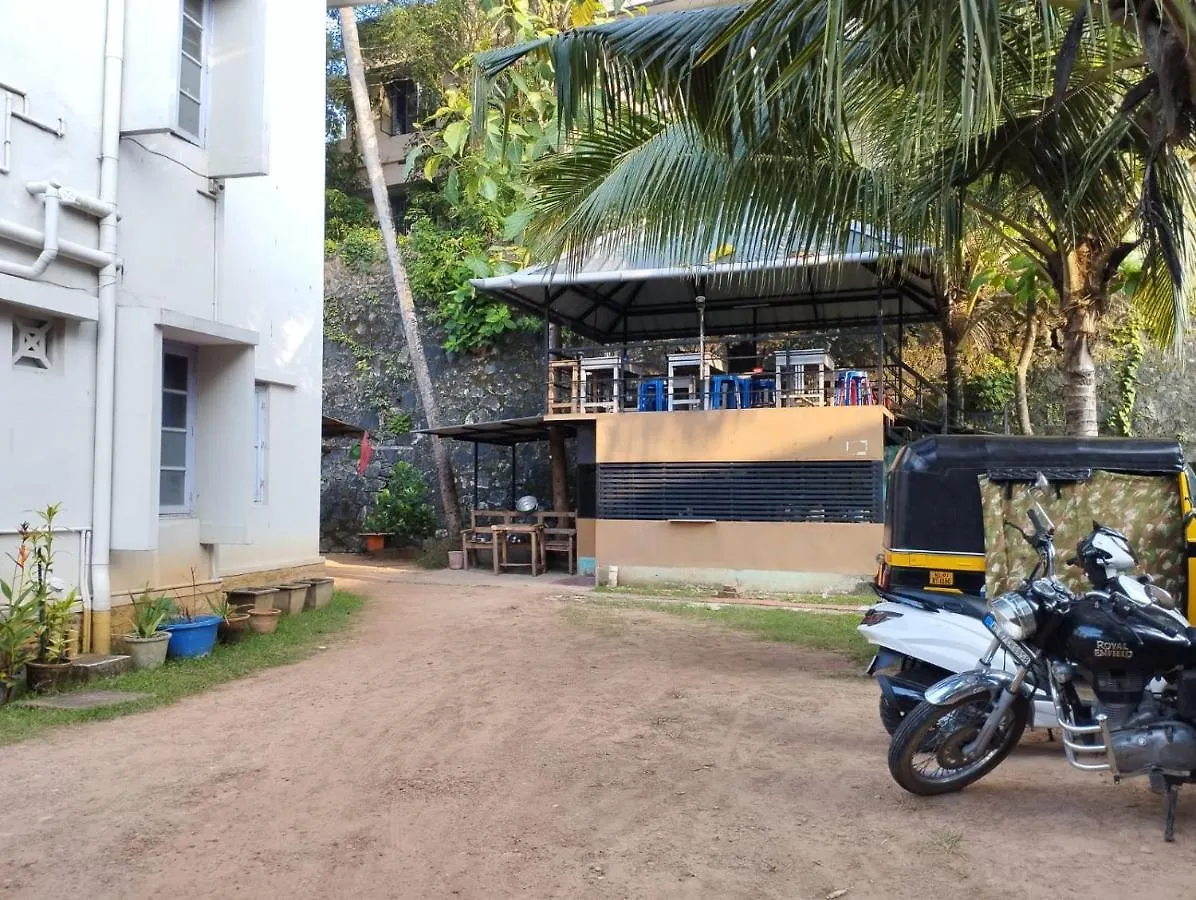 Omkara Residency - Only For Indians Otel Thiruvananthapuram
